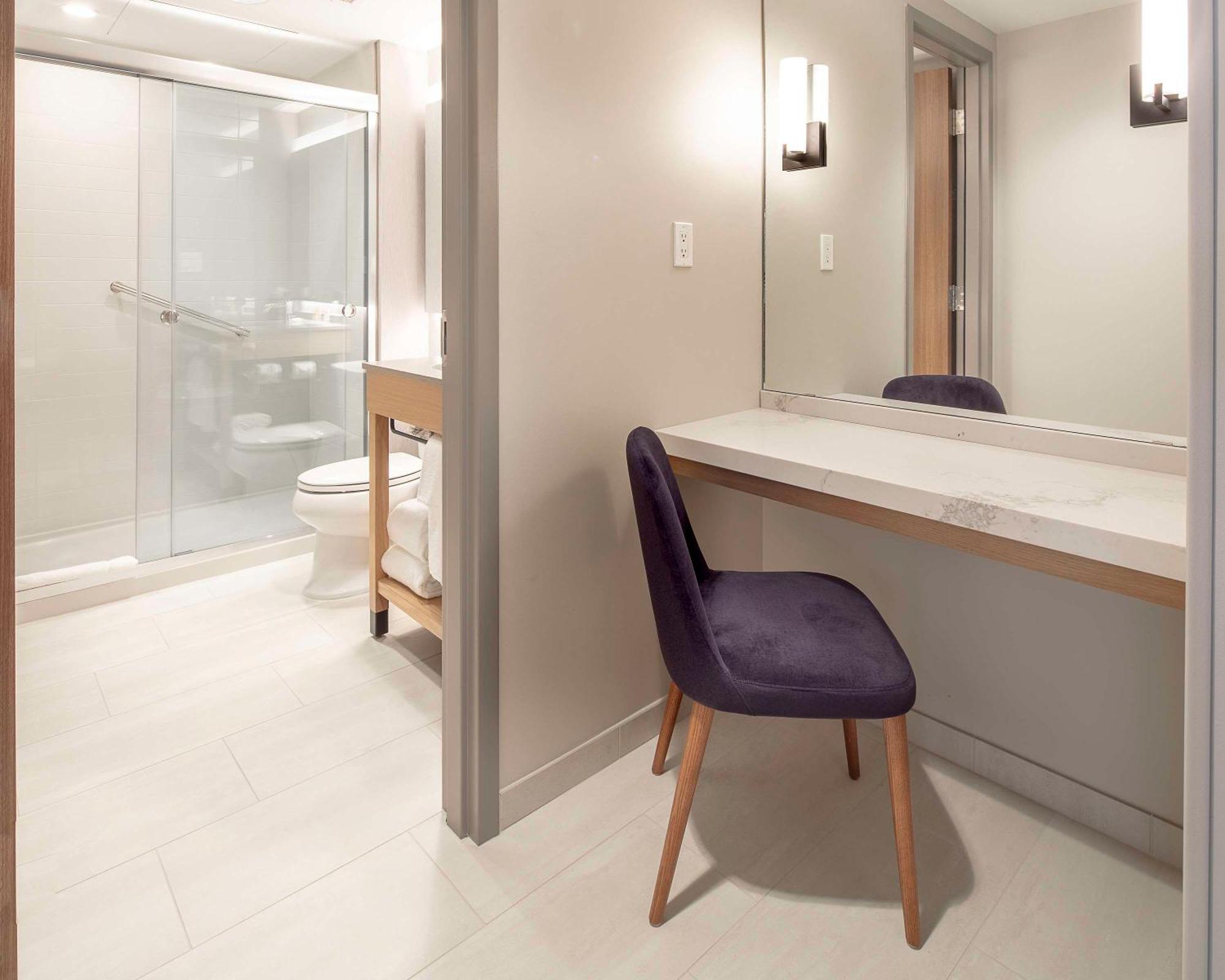 Hyatt Place Moncton-downtown 3*