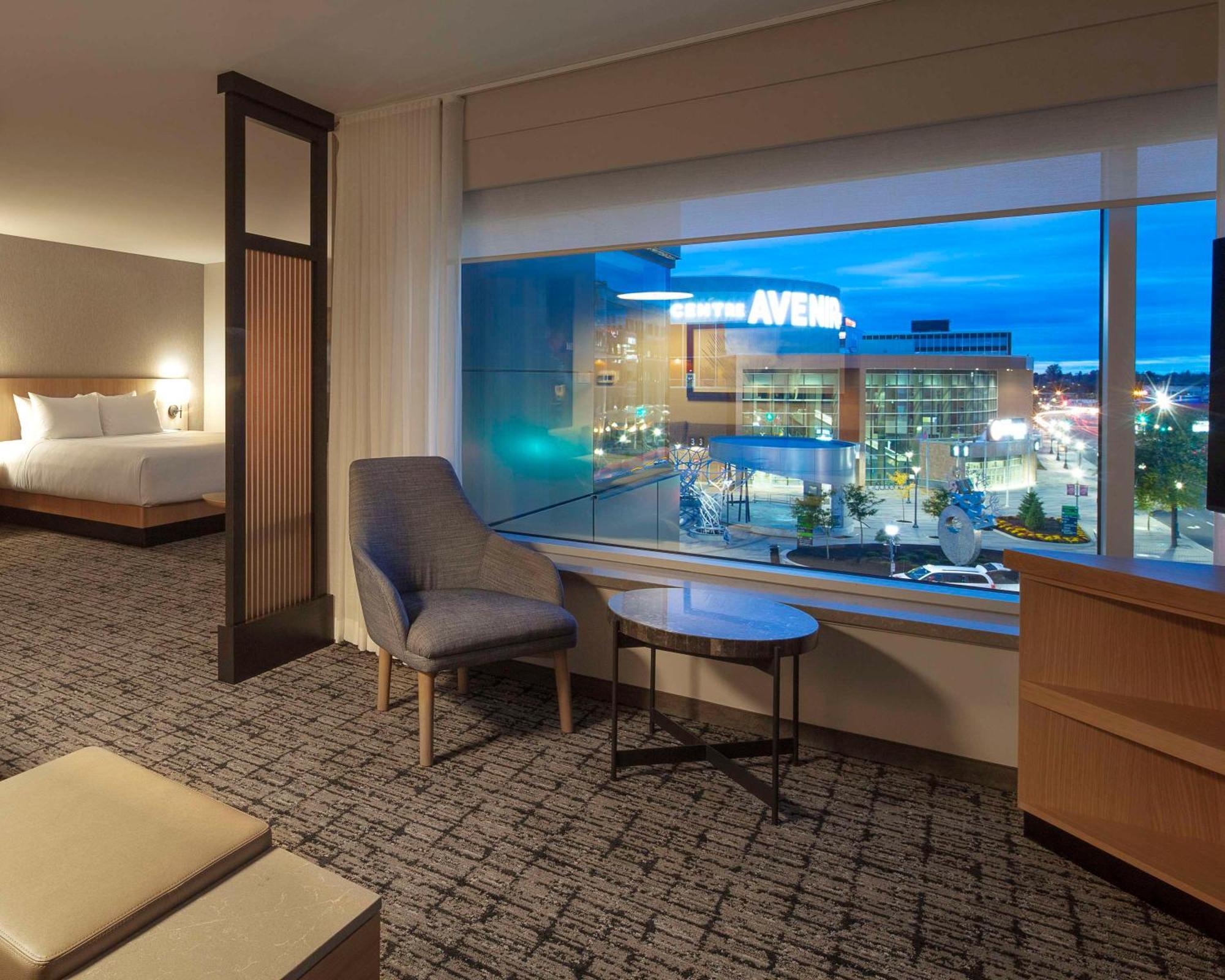 Hyatt Place Moncton-downtown 3*