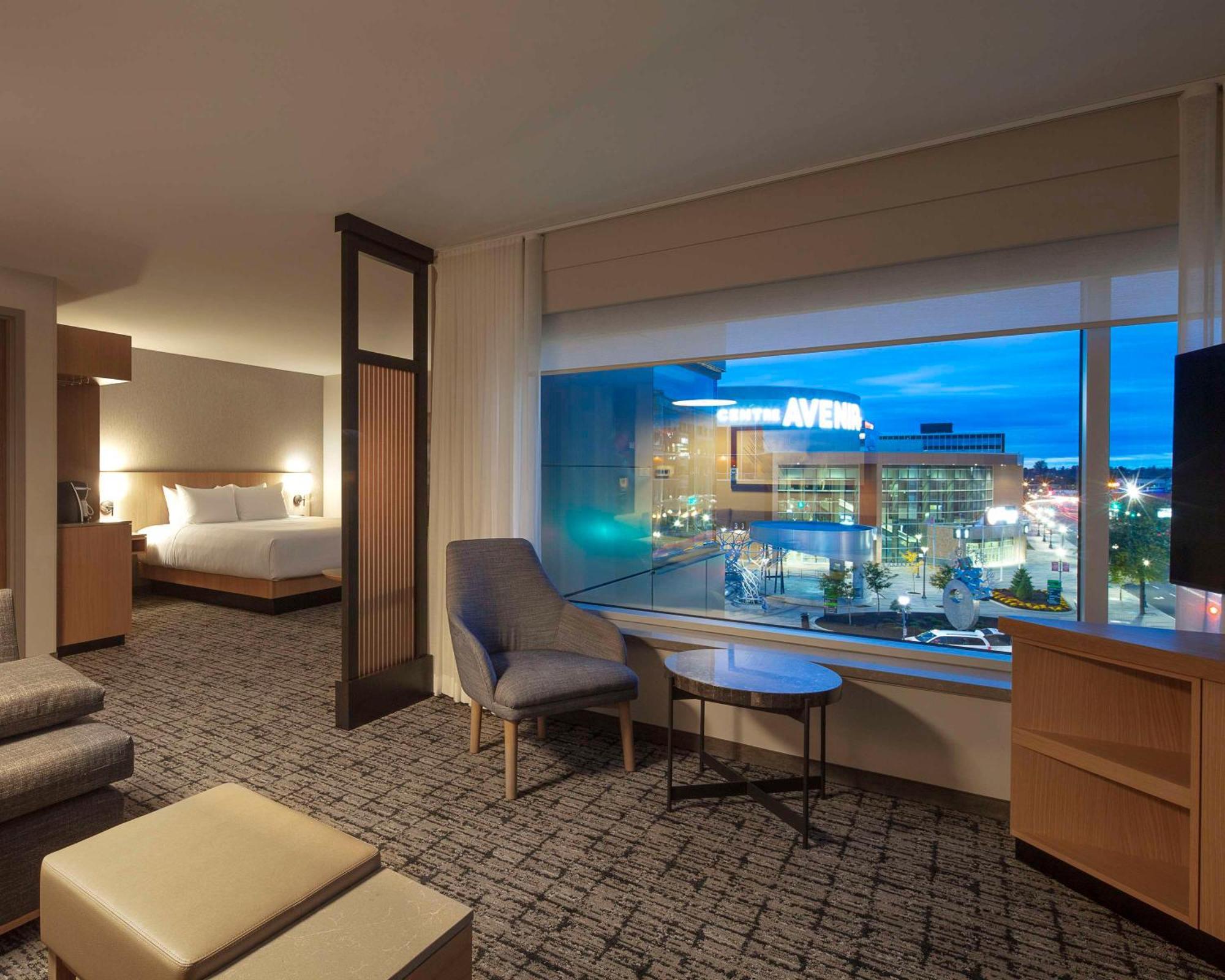 Hyatt Place Moncton-downtown 3*